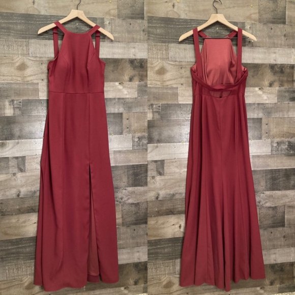 Dessy Cabarnet Cutaway Shoulder Crepe Column Gown - Picture 2 of 4